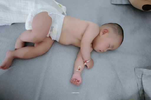 郑州宝宝口水多怎么回事